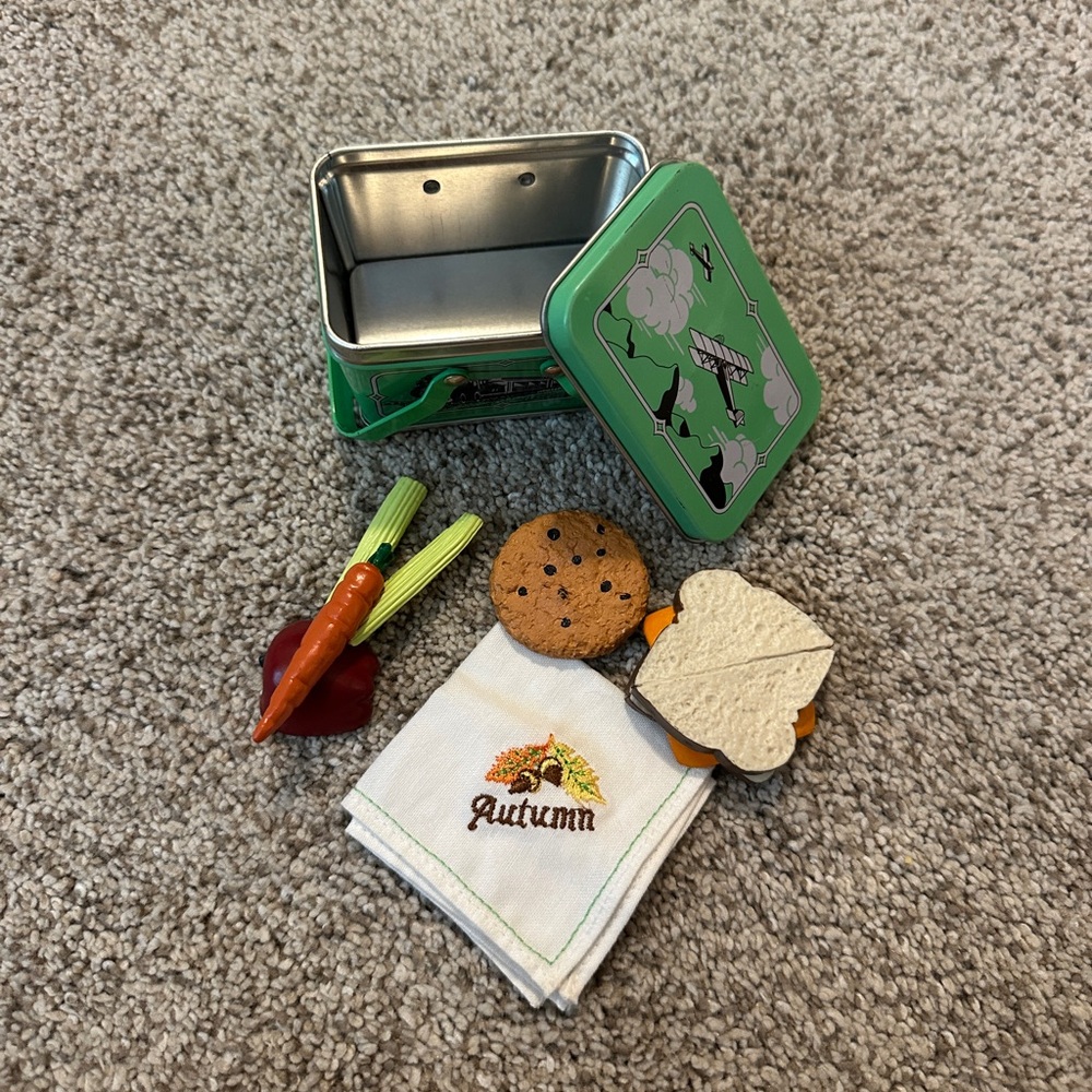 RETIRED ORIGINAL American Girl Kit Kittredge School Lunch Set